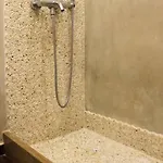 House. 克兰尼蒂